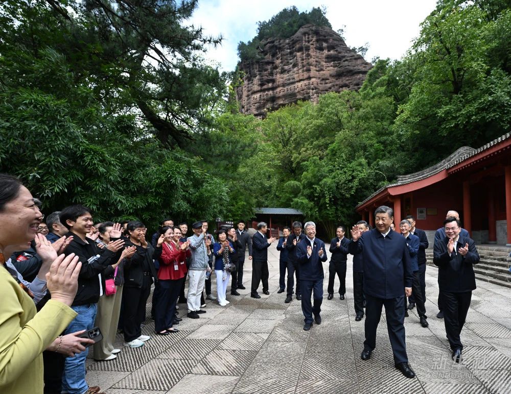 习近平到天水和宝鸡13.jpg