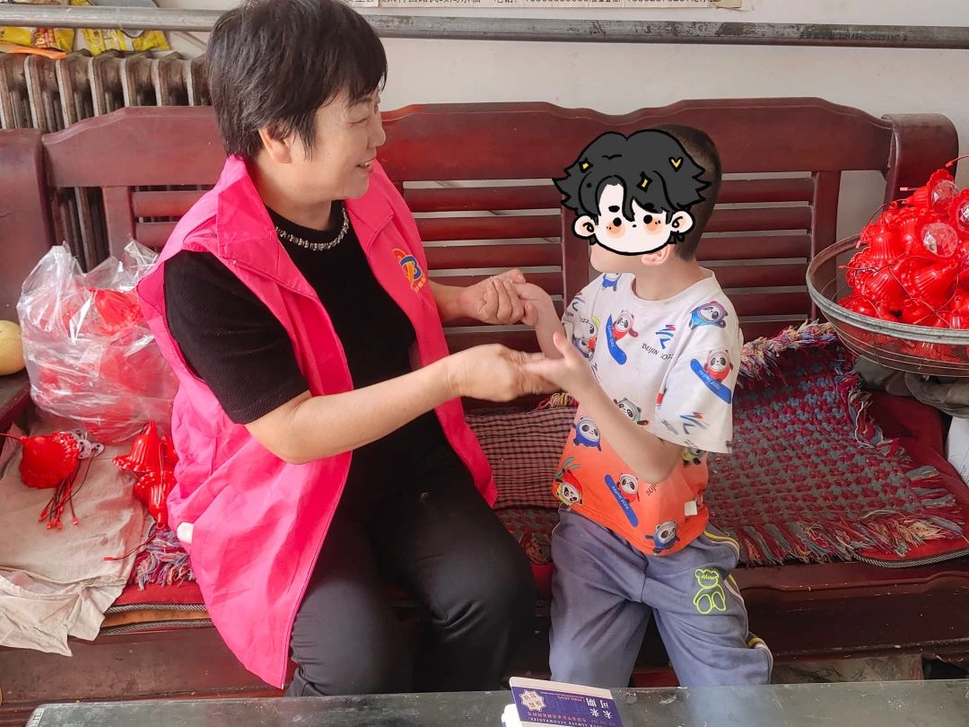 爱心爸妈1.jpg