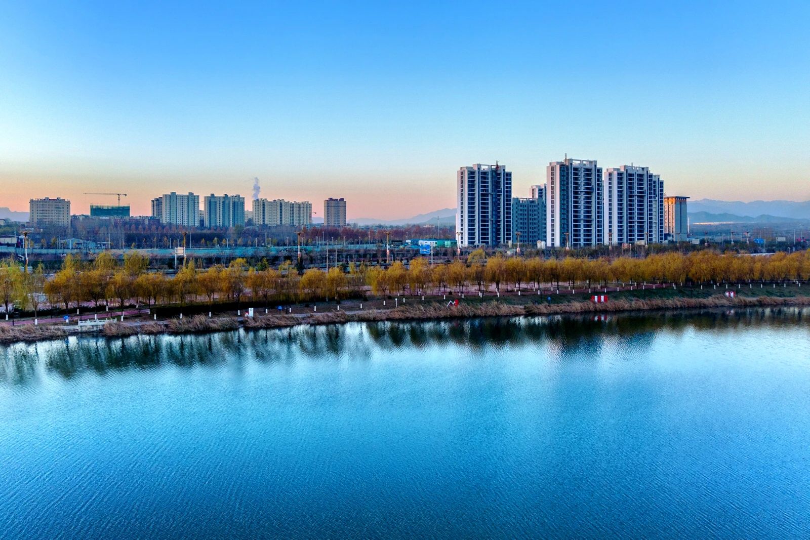 槐河晨光2.jpg