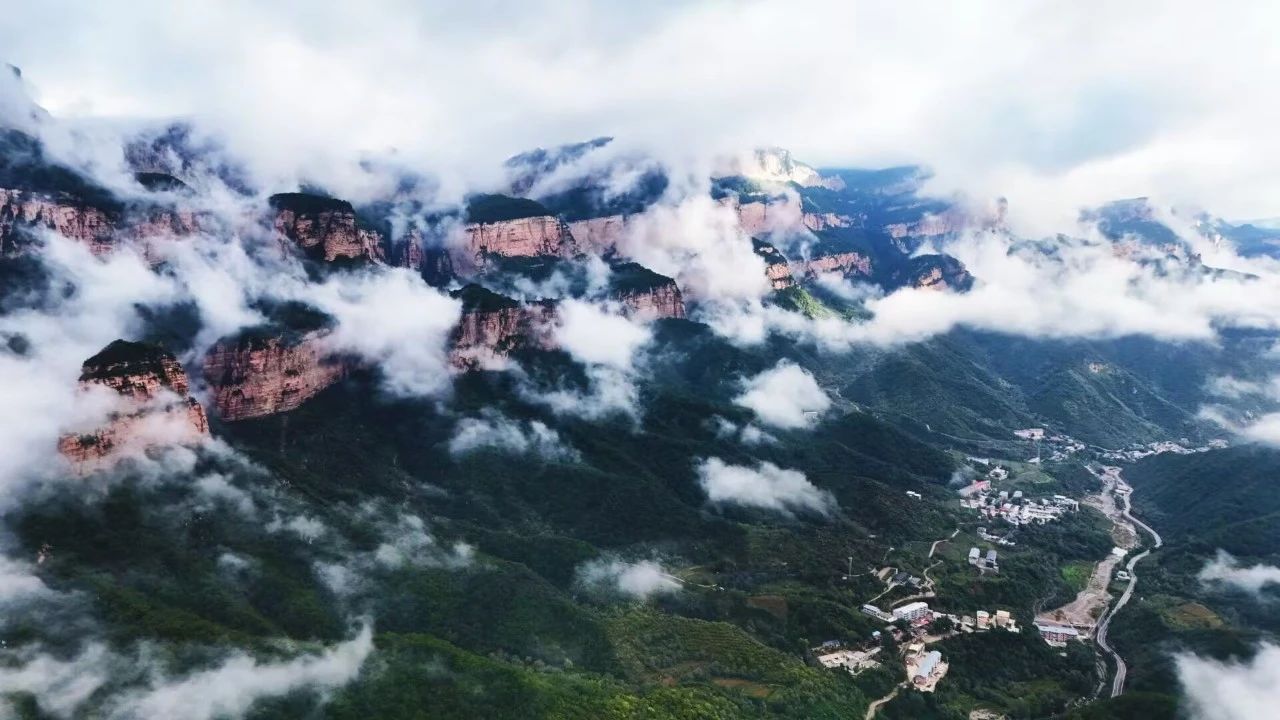 嶂石岩4.jpg
